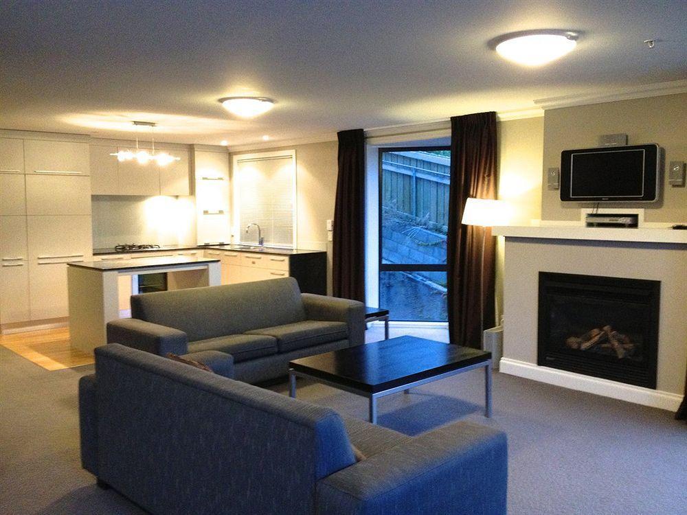 Luxury Lake Suites Queenstown Exterior photo